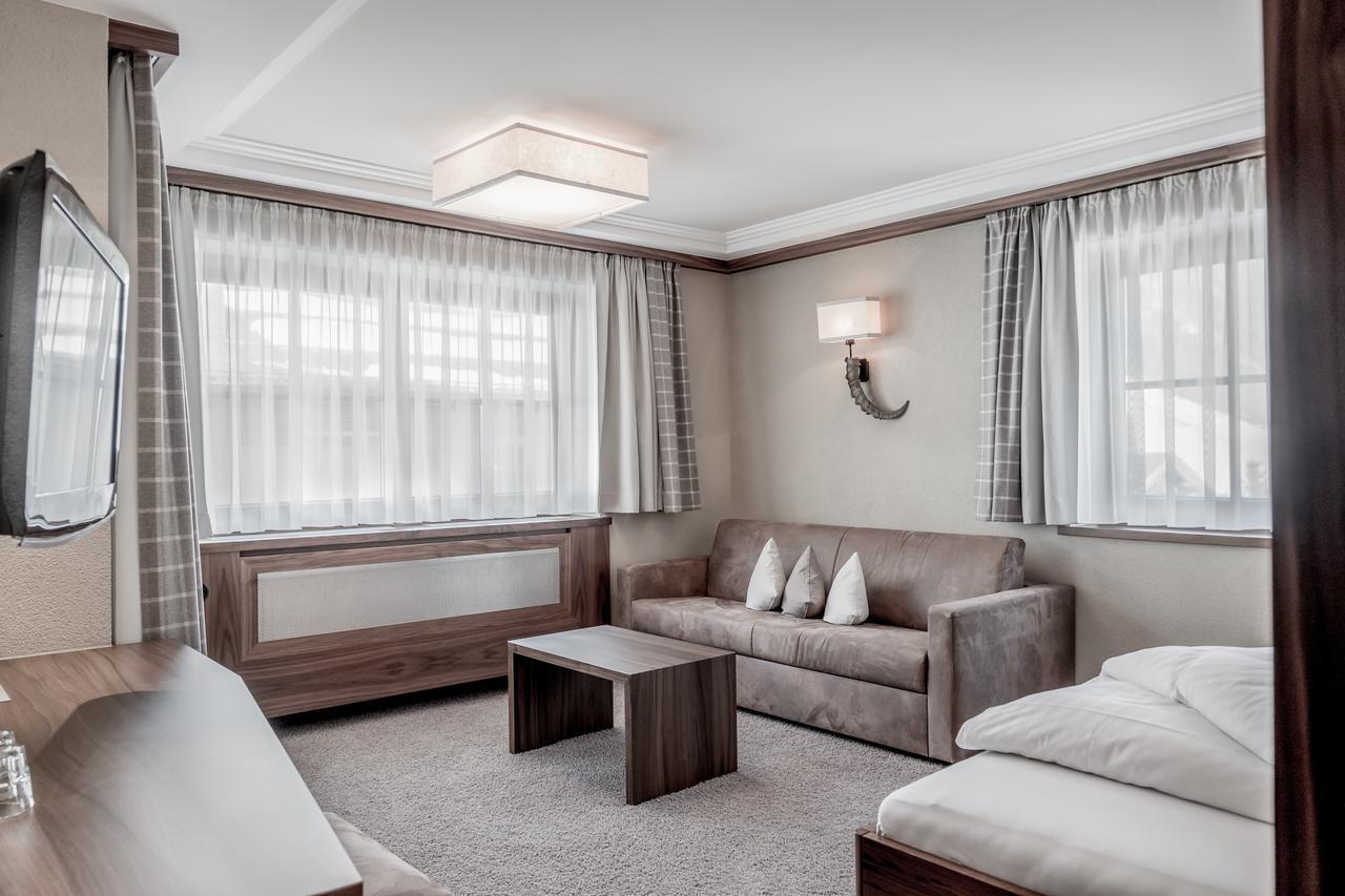 Hotel Garni Caroline Ишгль Экстерьер фото